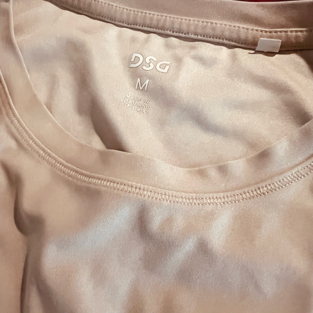 DSG Ruched Racerback Yoga Tank - Picture 4 of 4